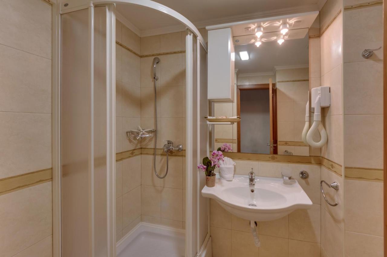 Double or Twin Room Balcony,992963365:JPEG